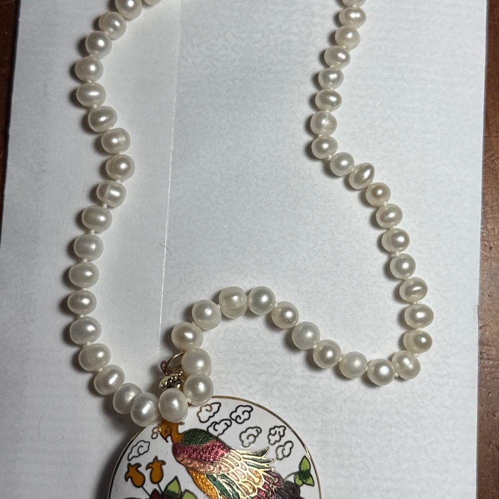 Elegant White Pearl Necklace with Enamel Pendant